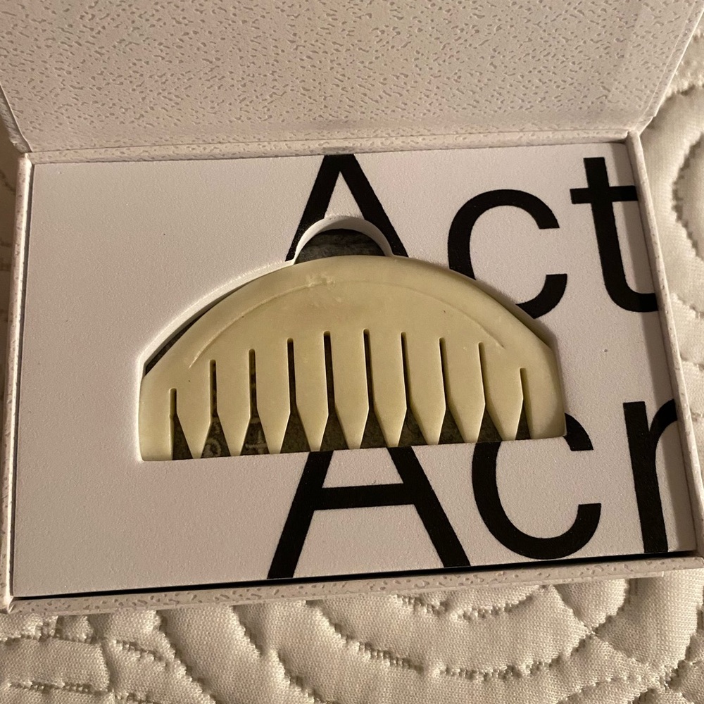 Act+Acre Gua Sha for scalp